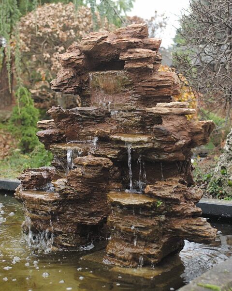 cascade en pierre