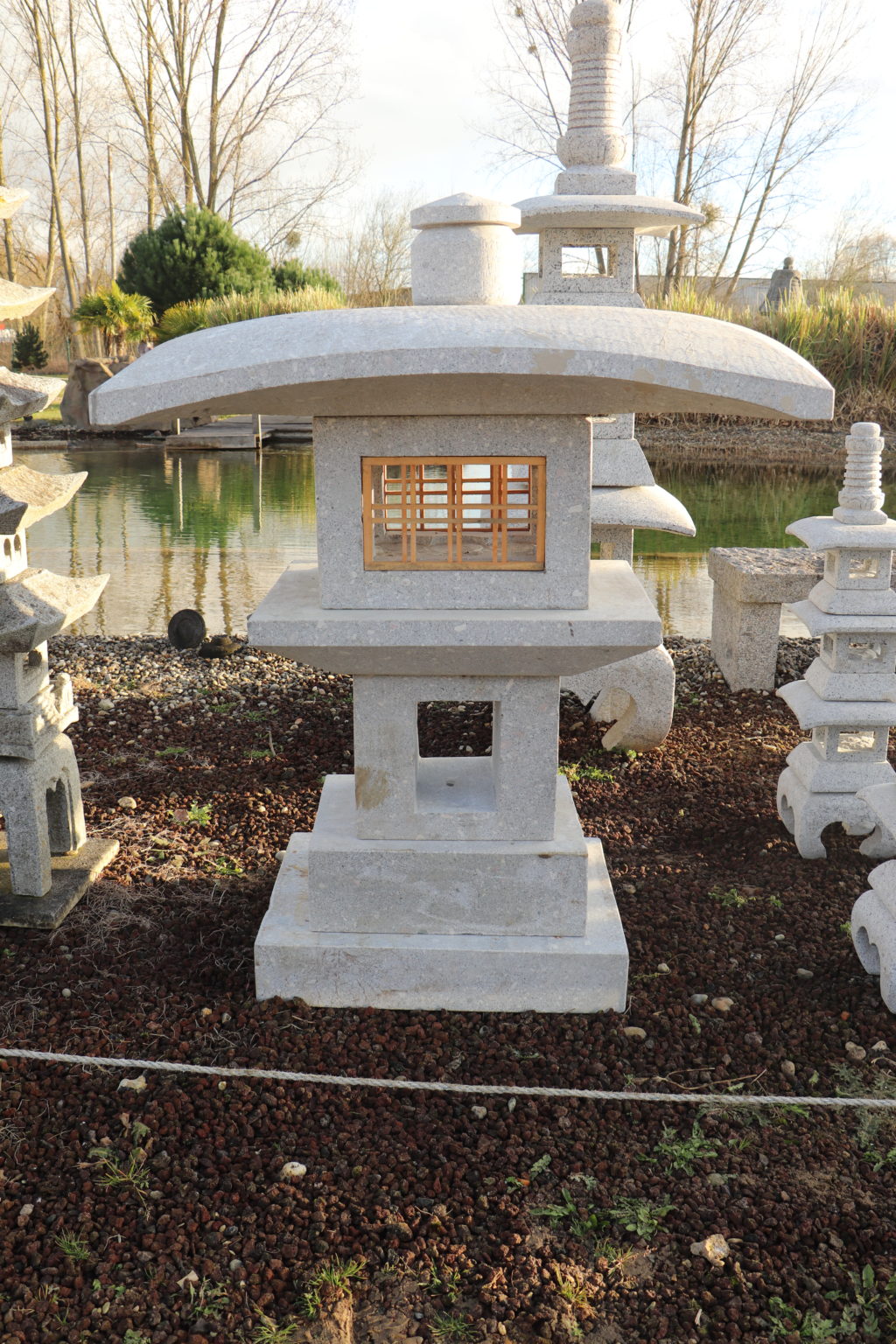 Lanterne granite KANJUJI 140cm