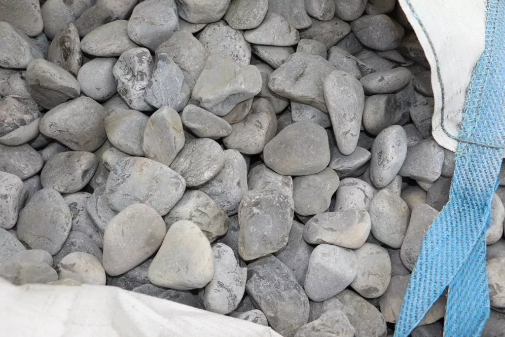 pierre galet gris